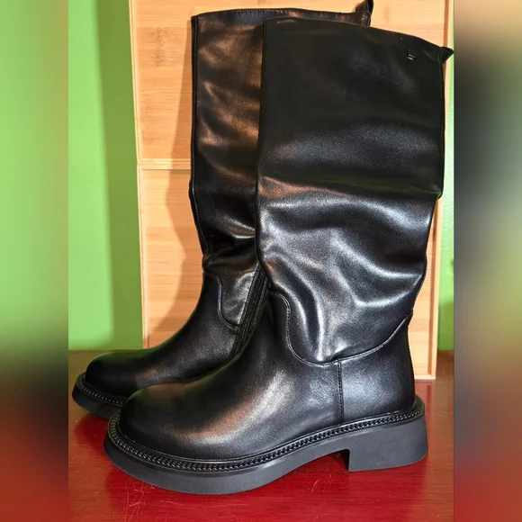 Feetquake NWT Chunky Heel Round Toe Side Zip Black Matte Tall Boot Sz 9 - Picture 1 of 4